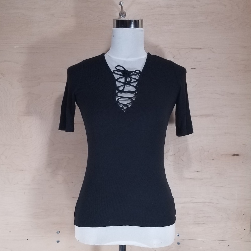 🦋Express Women's Tie Front Black Top Size XS
